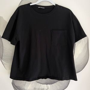 Zara Tshirt with pocket Size M